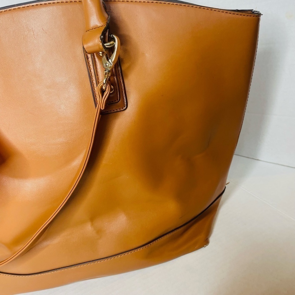 JUSTFAB Martin Tan Faux Leather Tote Bag Purse - Picture 3 of 14